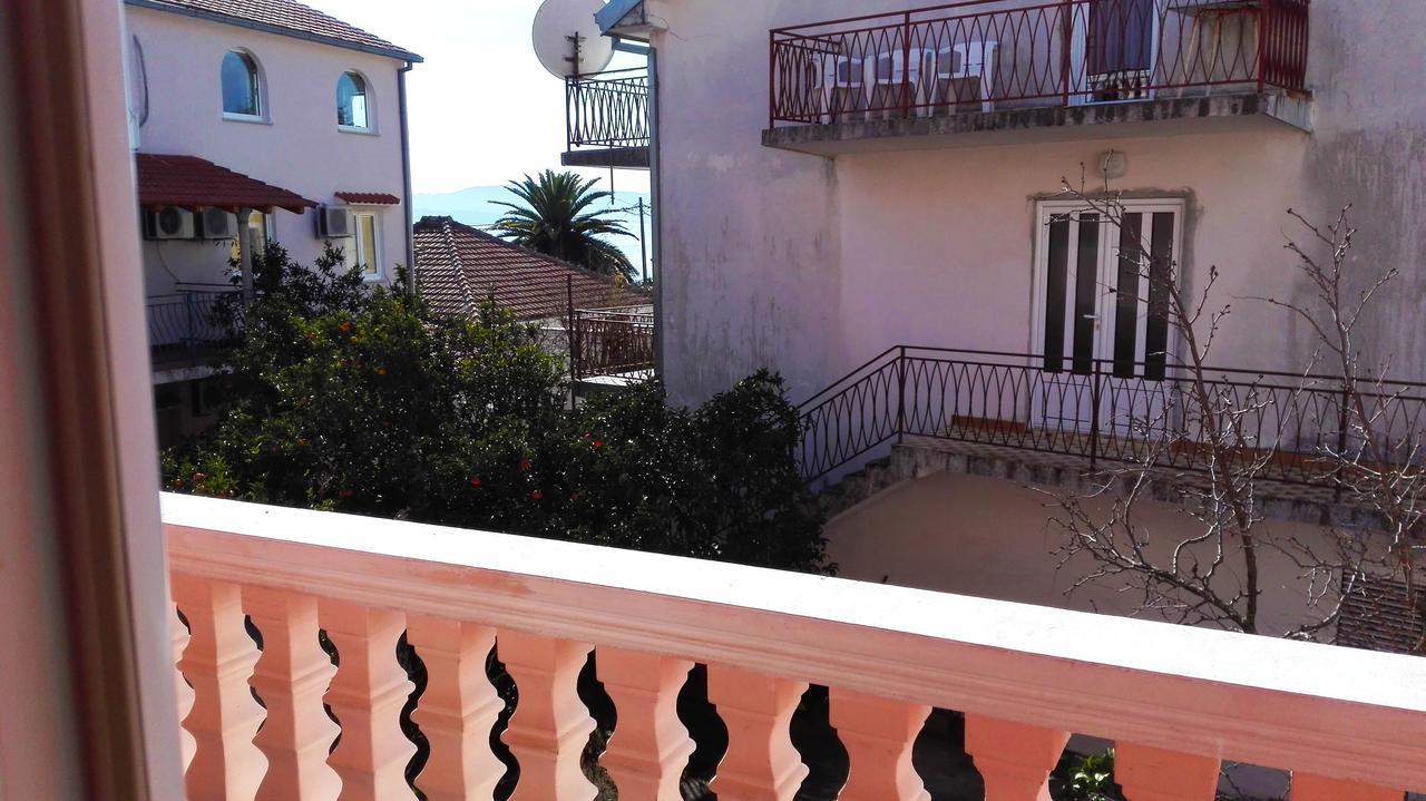 Apartments Tasija تيفات المظهر الخارجي الصورة